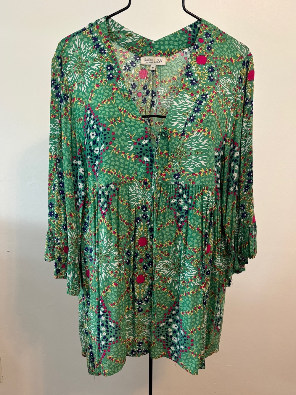 Rachel Zoe Green Floral V-Neck Tunic Top